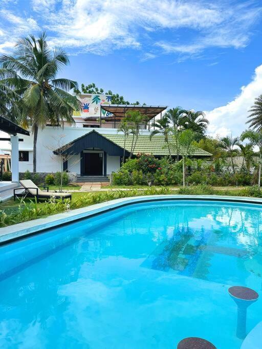 Cove Luxury Beach Villa Mahabalipuram Luaran gambar